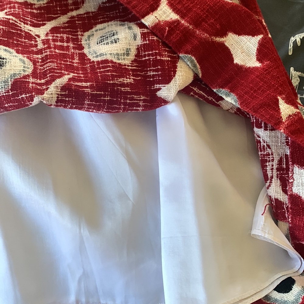 Warm knee length skirt. Like new. - Picture 2 of 4
